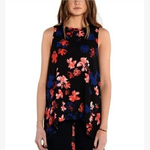 Vince Camuto Black Floral Ballard hi-low top